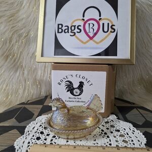 ROSE'S CLOSET HEN ON THE NEST EXCLUSIVE COLLECTION GOLD CARNIVAL GLASS NIB